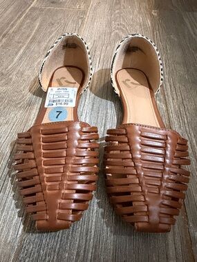 Report Brown Woven D'Orsay Flats